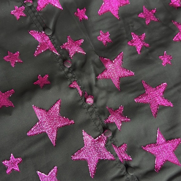 Buddy Love Haddie Celestial Top NWT
Size XL Black and Hot Pink Stars - Picture 6 of 6